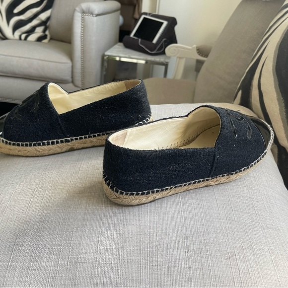 Authentic Chanel espadrilles flat shoes slip-ons - Picture 6 of 11